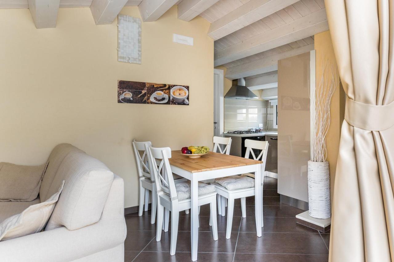 Modica For Family - Rooms And Apartments Eksteriør bilde